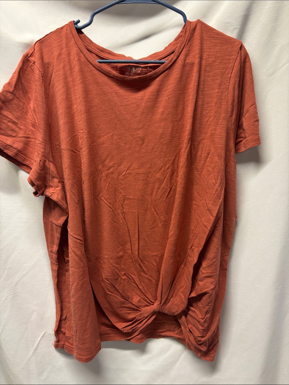 Maurices 24/7 - 5 Pack Casual Crewneck Tops in Green, Forest, Rust & Burgundy - Picture 7 of 8